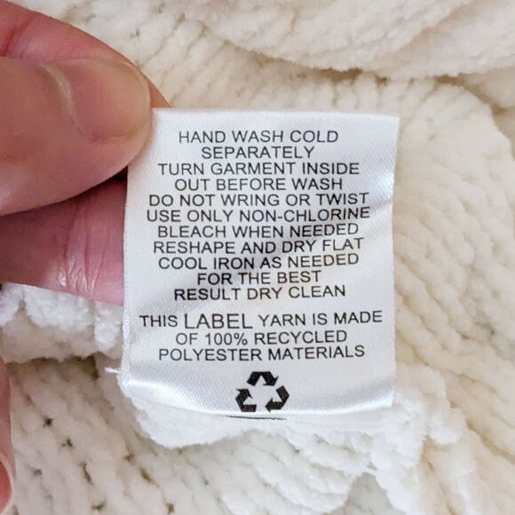 Pink Rose - White Cropped Chunky Sweater with Folded Sleeve and Collar Size M - Picture 7 of 9